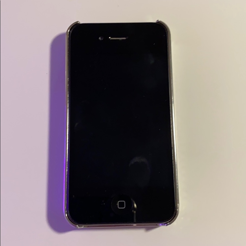 WORKING IPHONE 4!! ☺️🖤
